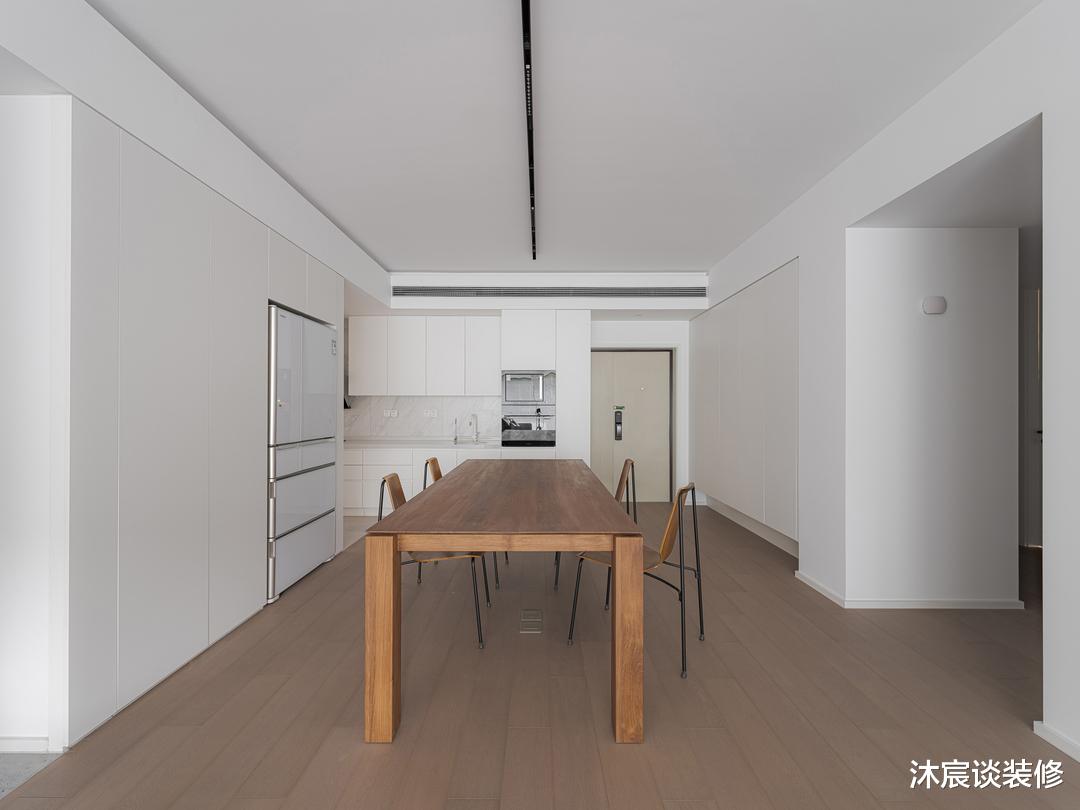 上海40岁姐姐闲不住,重新改造旧屋,坚持“极简穷装”,太好看了