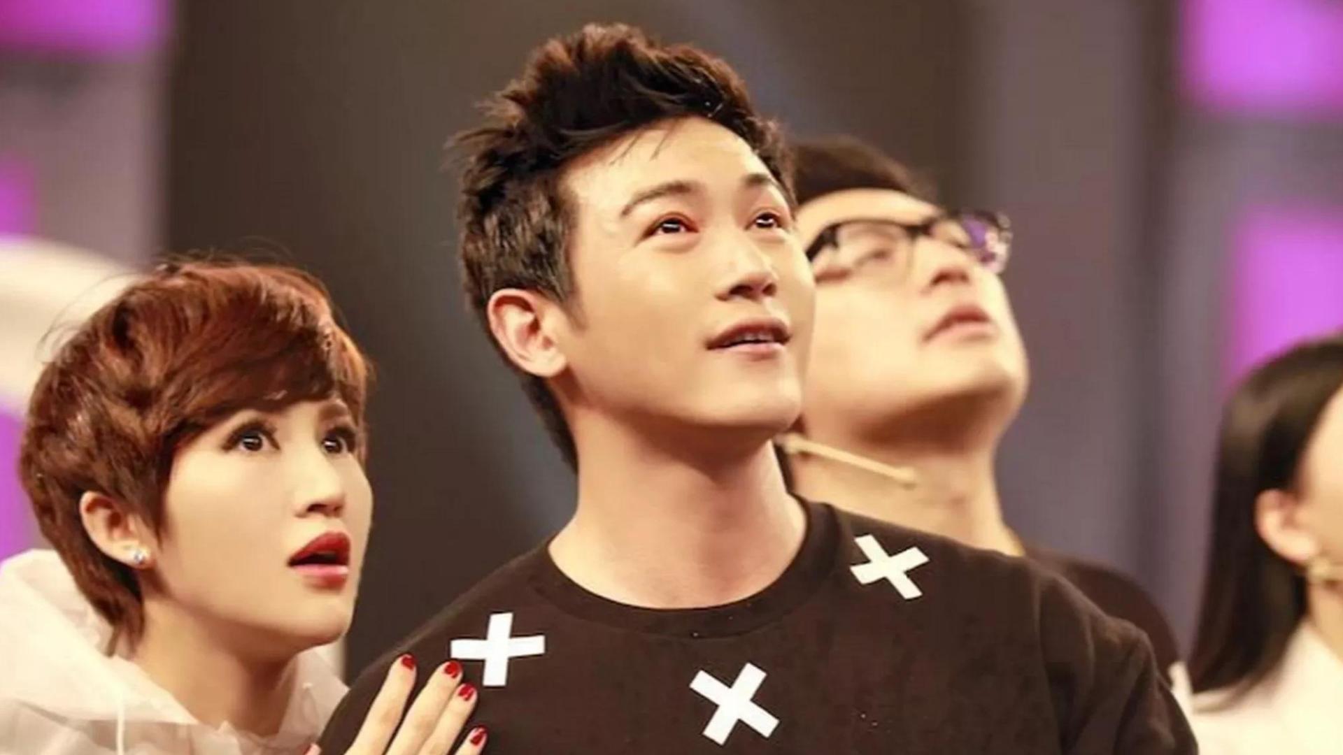 杨紫|看够了大小S的闹剧，再看看人家鲍蕾鲍莉姐妹花，差距一目了然