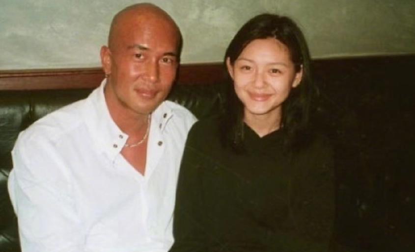 大S|离婚三个月后大S官宣与初恋男友再婚，对方为她20年不谈恋爱