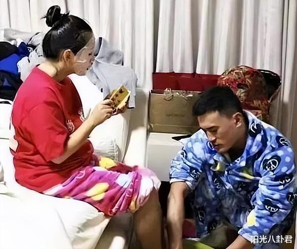 离婚大战|8大明星旷日持久的离婚大战，有5对事业名声双输，最后这位闪婚反转