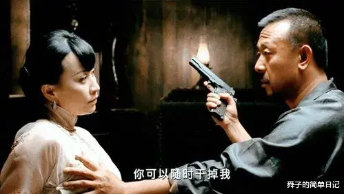 郑钧|5部媲美欧美大片的国产电影，剧情紧张刺激超乎想象，《让子弹飞》上榜