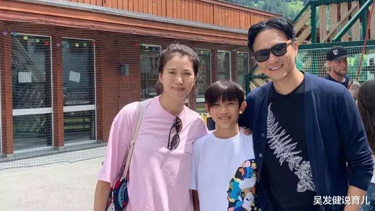 马思纯|“一胖毁所有”的8位女星，年轻时惊为天人，现今都成了老大妈