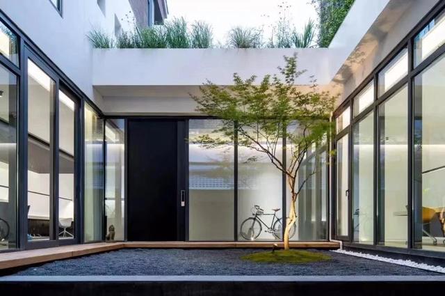 看了很多人家的窗,发现选不好窗户,夏天太热冬天太冷还不节能