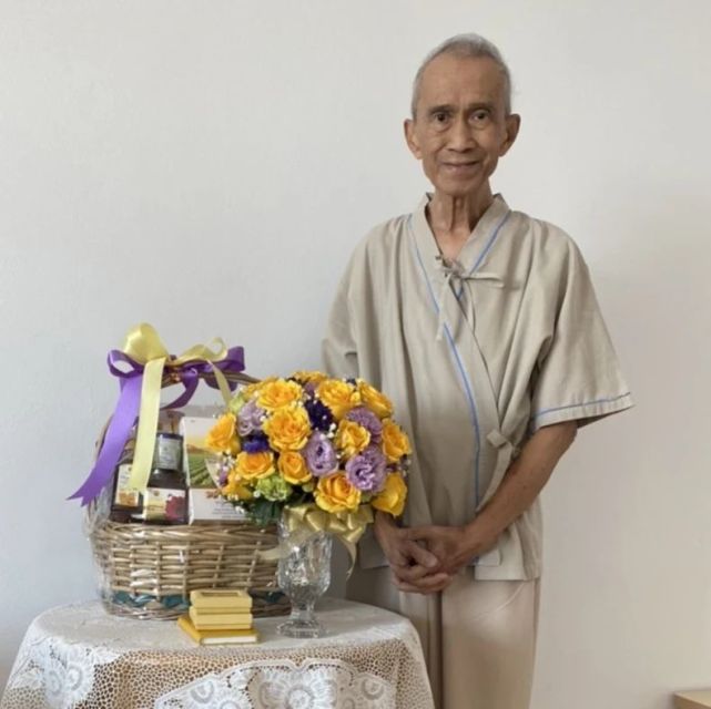 |泰国著名男星因肺癌去世，最后露面骨瘦如柴，遗体保存百天后下葬