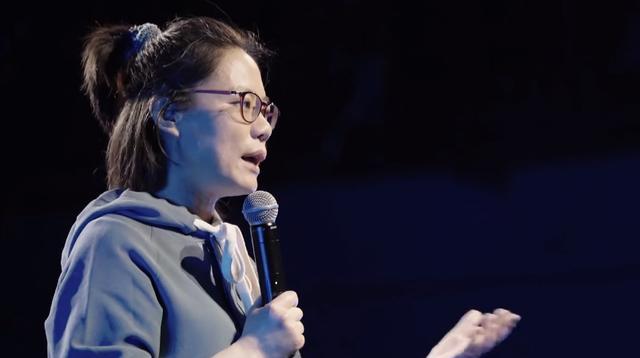 樊胜美|国产剧对穷人的塑造：王庆来让弟弟找工作，樊胜美妈妈重男轻女