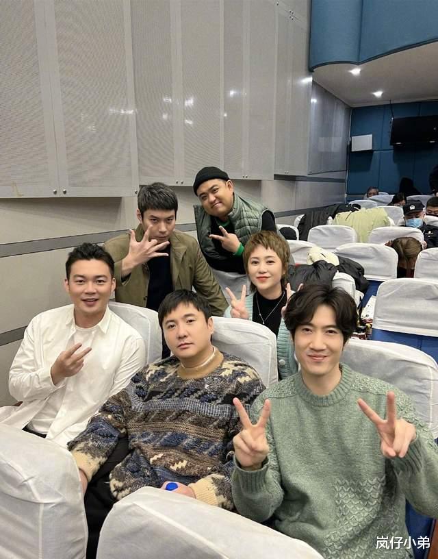 沈腾|沈腾小品成春晚最佳，马丽透露幕后排练惊魂一刻，沈腾深夜晕倒入院！