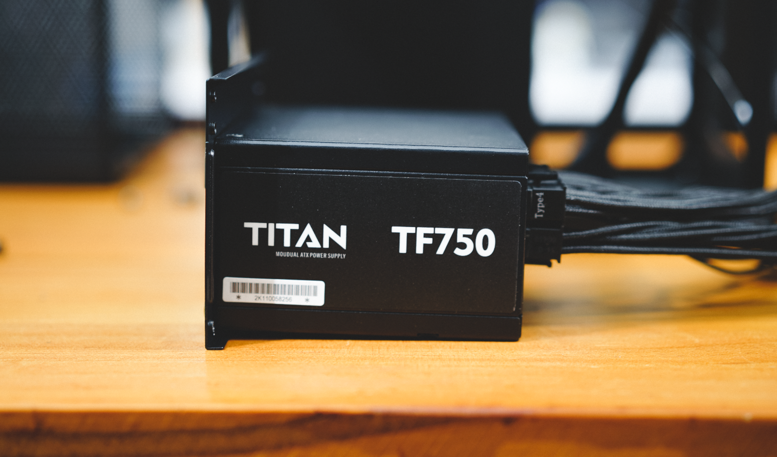 显卡|乔思伯VR3体验：显卡主板分离设计，“垃圾桶”附体的ITX机箱