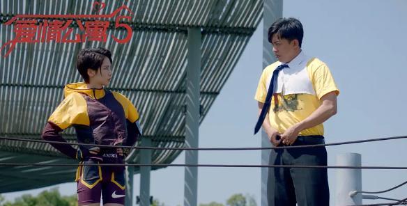 诸葛大力|《爱情公寓5》诸葛大力爆红质疑颇多，被指戏里戏外反差太大