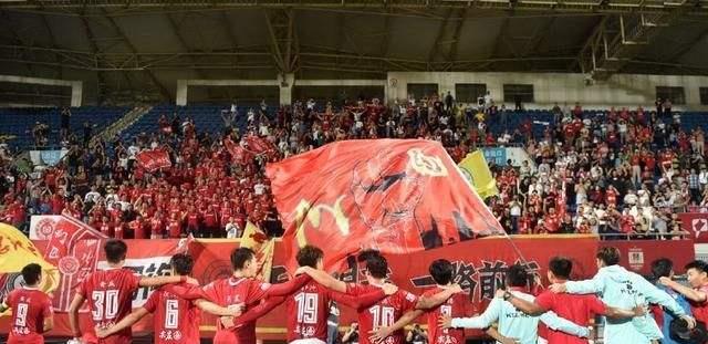 中超|川足解散！大西南仅剩两支中超俱乐部，断层严重，大山难出球星？