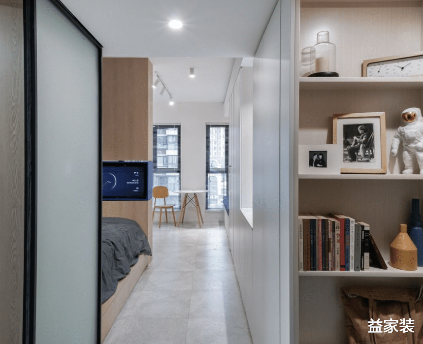 23平方米小户型,家里还有可以旋转的电视机,满足业主的期待