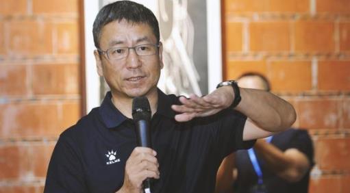 深圳市|为什么那么多人喷白岩松?因为他说了这段话