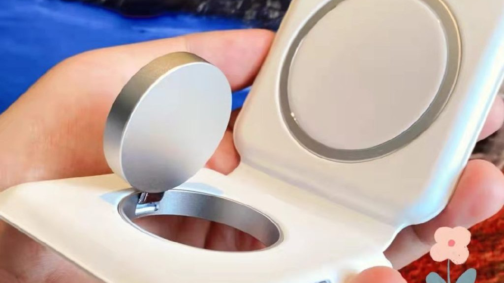 iphone13|好物推荐20期：高速移动硬盘、折叠无线充电器、白色iPhone13