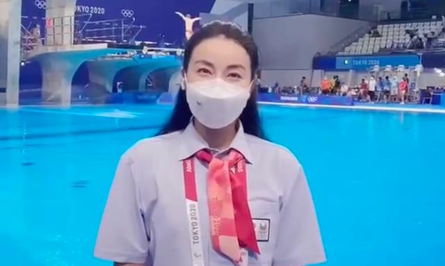 郭晶晶|代言接到手软,重返职场陪娃两不误,40岁郭晶晶是豪门媳妇天花板