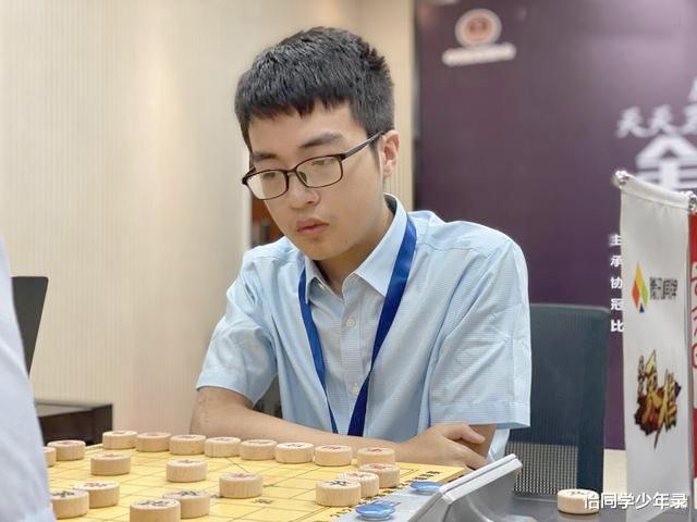 象棋|“00后象棋天才”许文章: 连败三位象棋大师，长江后浪推前浪！