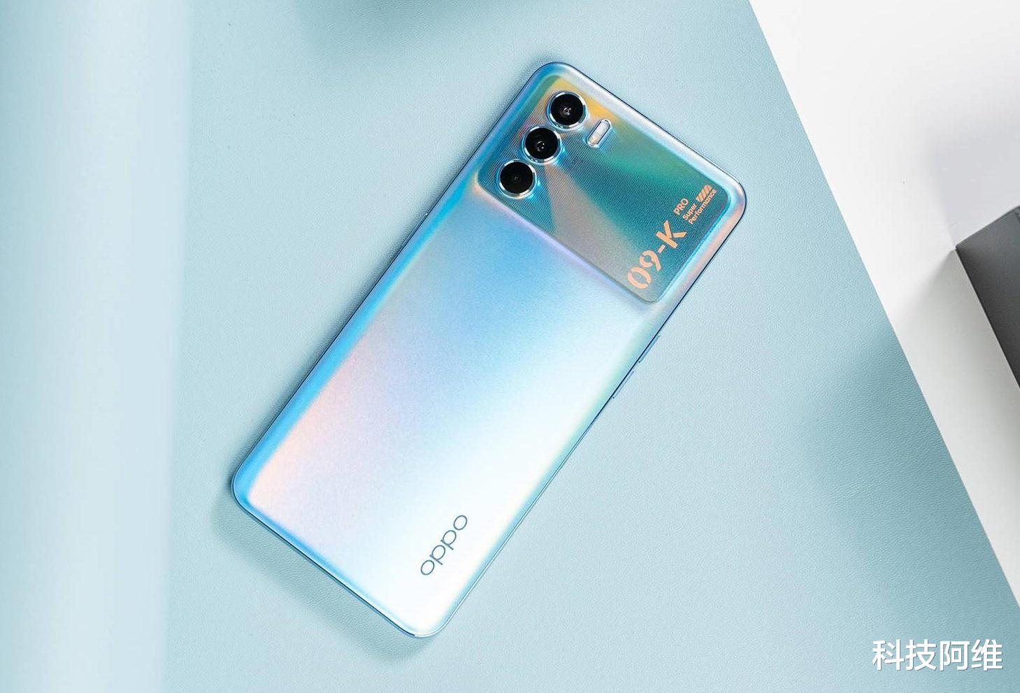 OPPO|12GB+256GB+60W闪充，现已跌至2199元，6400万三摄旗舰售价更亲民