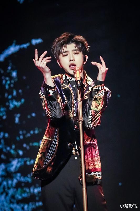 张小斐|蔡徐坤，春花厌，马思纯，张小斐，贾玲，张艺兴！