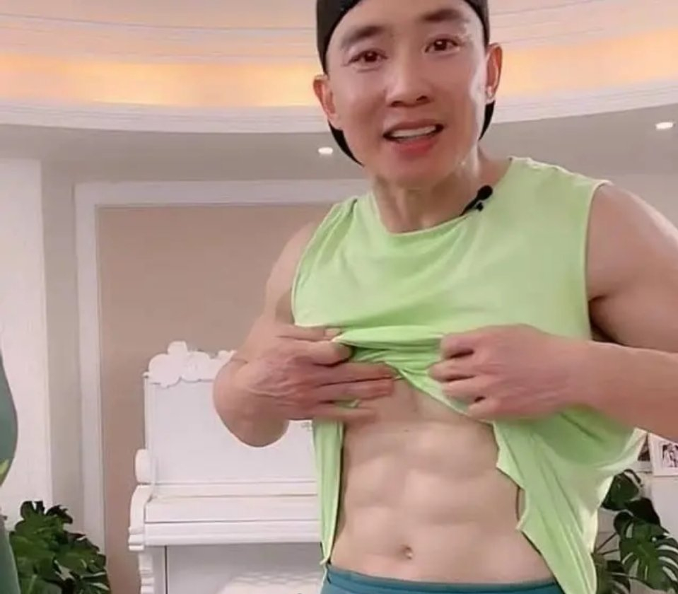 刘畊宏|刘畊宏圈粉女人之后还要圈粉孩子？为什么他的成功总离不开周杰伦