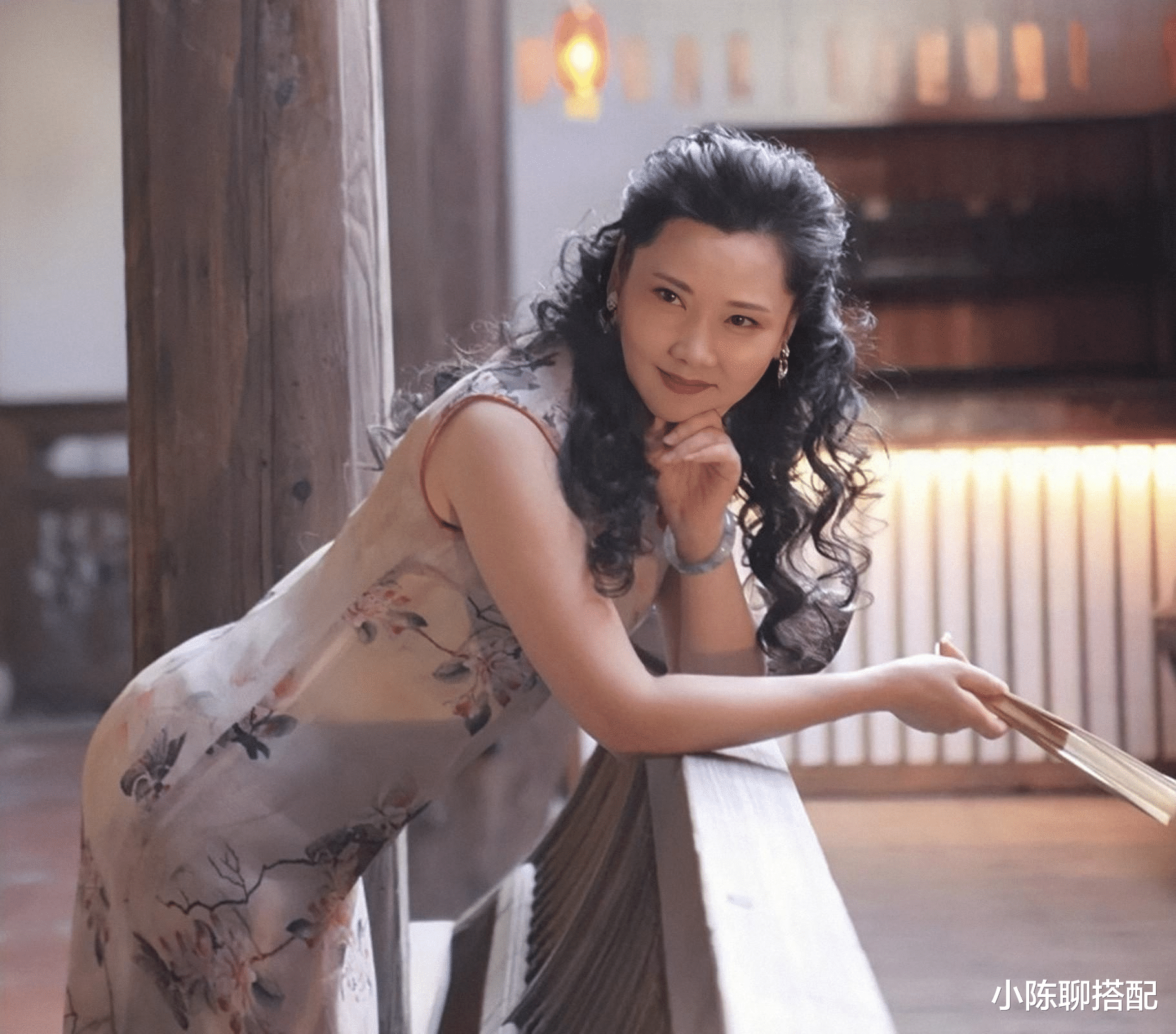 精灵宝可梦 为什么说爱美的中年女人要多学何赛飞？看了她的变美思路恍然大悟