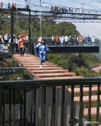 租到隔音效果很差的房子,是种啥体验啊?