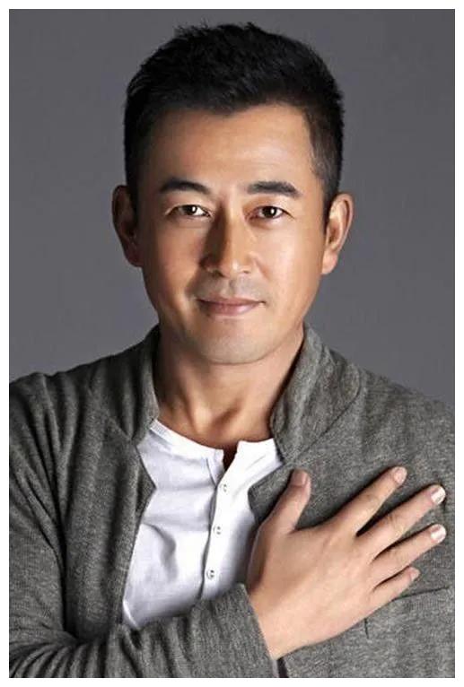 王志飞|演员王志飞:娶小15岁的张定涵,从恋爱到结婚只用了3天