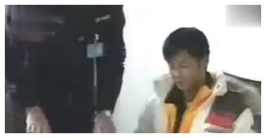 吴京|吴京:回应与甄子丹不合传闻,身上只有2个“黑点”,酒驾和爱国