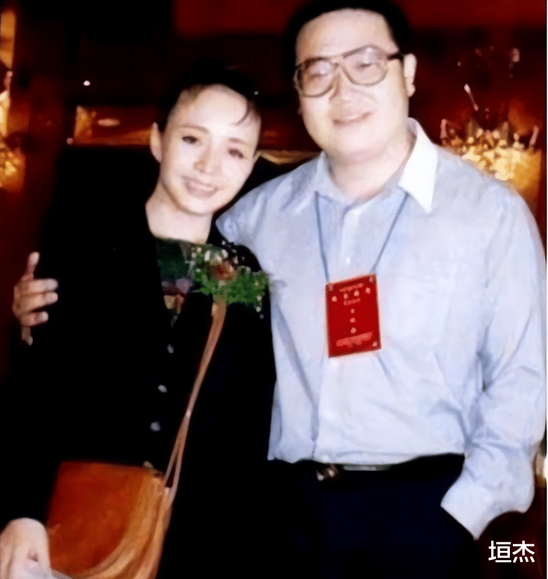 张丰毅|生而为人,我很抱歉?这3位“星二代”均为父母嫌弃,实惨