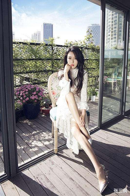 美娜|著名演员颜丹晨:这辈子最正确的决定,就是44岁为小丈夫生儿子