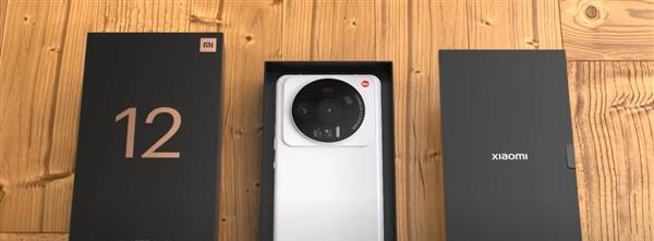 小米科技|小米12Ultra被提前“开箱”，海外达人是真牛！