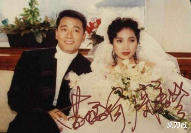 戚美珍|60岁戚美珍，与苗侨伟恩爱32年，嫁对了人到底有多幸福