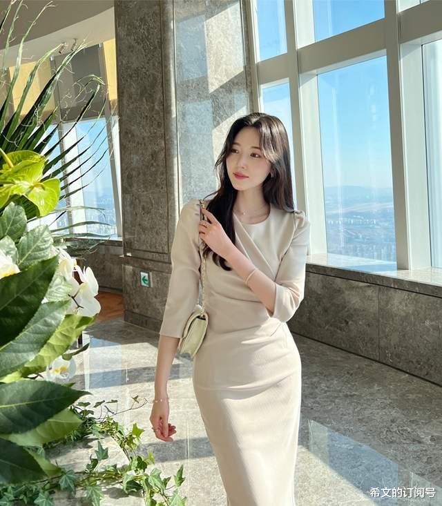 穿衣搭配|在职场要怎么穿？日常职业装穿搭大赏
