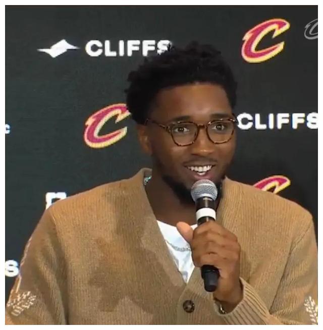 NBA一夜6大交易动态:太阳准备交易保罗 莫兰特嘲讽库里是二流球星