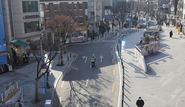 Hi-Fi|电商的冲击,实体店越来越冷清?那实体店还有春天吗?