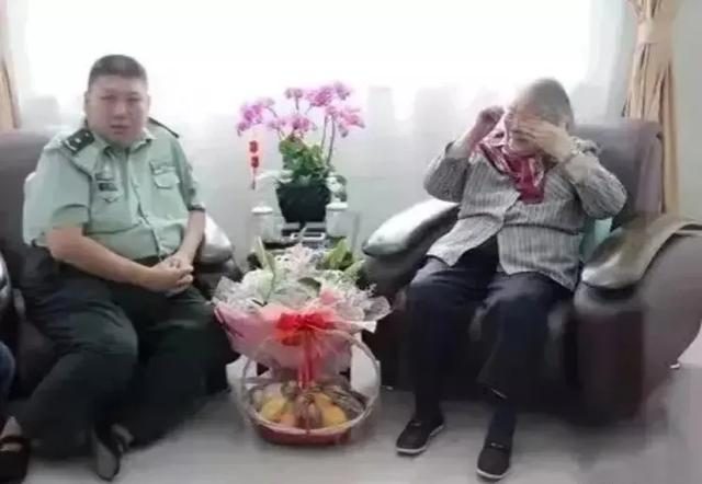 毛新宇|毛新宇和李敏的合影，从他们身上，看到了毛主席的影子