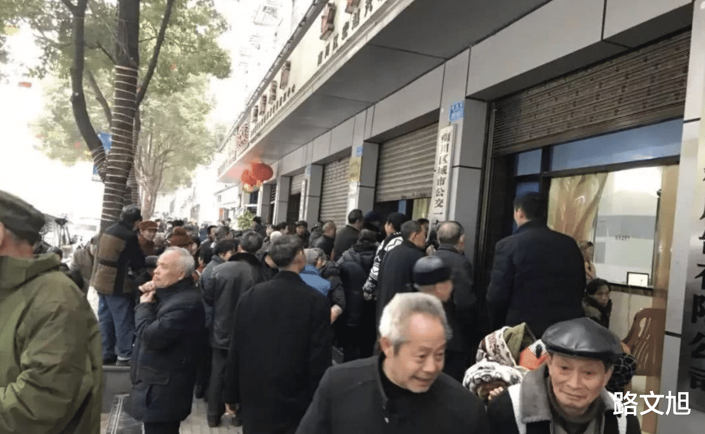 呼吁取消老年公交卡,这些人究竟怎么想的?看完答案令不少人沉默