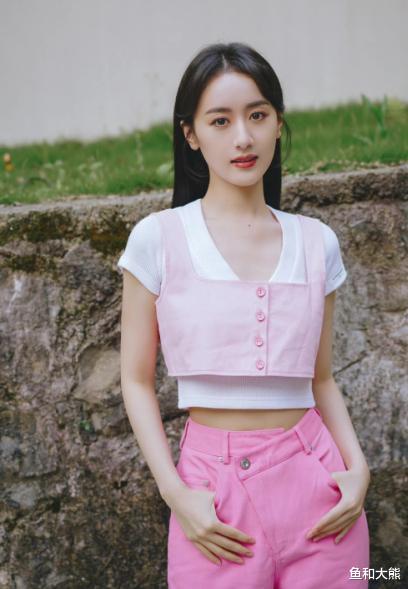 袁冰妍|《落花时节》被曝即将开播，袁冰妍人气不减，制片人正式给出回应