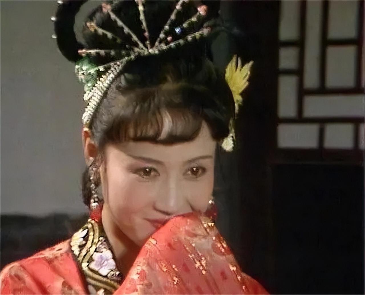 杨洁|魏慧丽又黑又丑,杨洁:让她走吧,后来的一个举动让导演回心转意