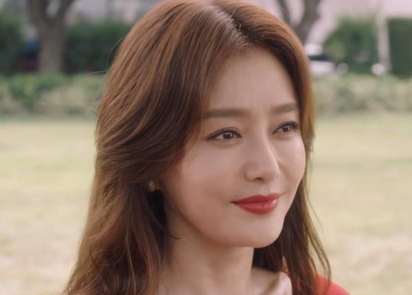 秦岚|秦岚新剧又火了，她真的太会选角色了，而且也很会选剧本