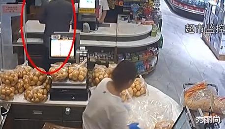 2020年,老人在超市偷2枚鸡蛋后被抓猝死,家属索赔38万元未果