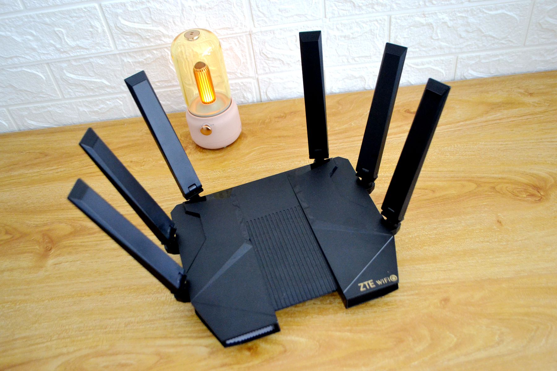 芯片|拒绝耍猴！芯片缺货不是理由，实测中兴AX5400Pro，同价位无对手