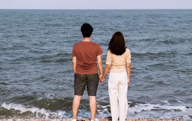 案例：湖北一男子去玩乐，阴差阳错点到了自己老婆，一气之下酿成惨剧