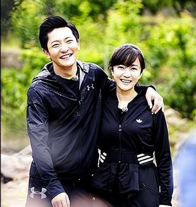 郭京飞|十分钟没接电话，怀孕鲍莉大骂了郭京飞15分钟！闪婚17年很幸福