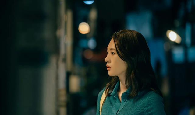 冯晓琴|《心居》剧中多个细节暗示，冯大年已知晓出身，冯晓琴瞒不住了！