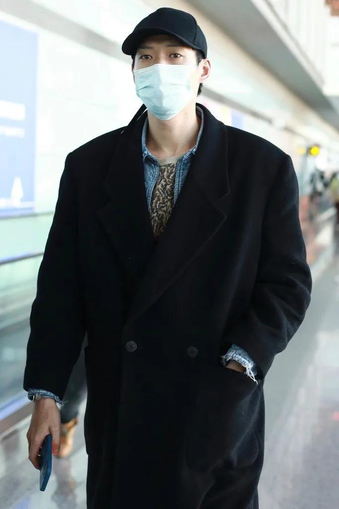 穿衣搭配|一周男星穿搭丨都是黑西装，他们就穿得不一般