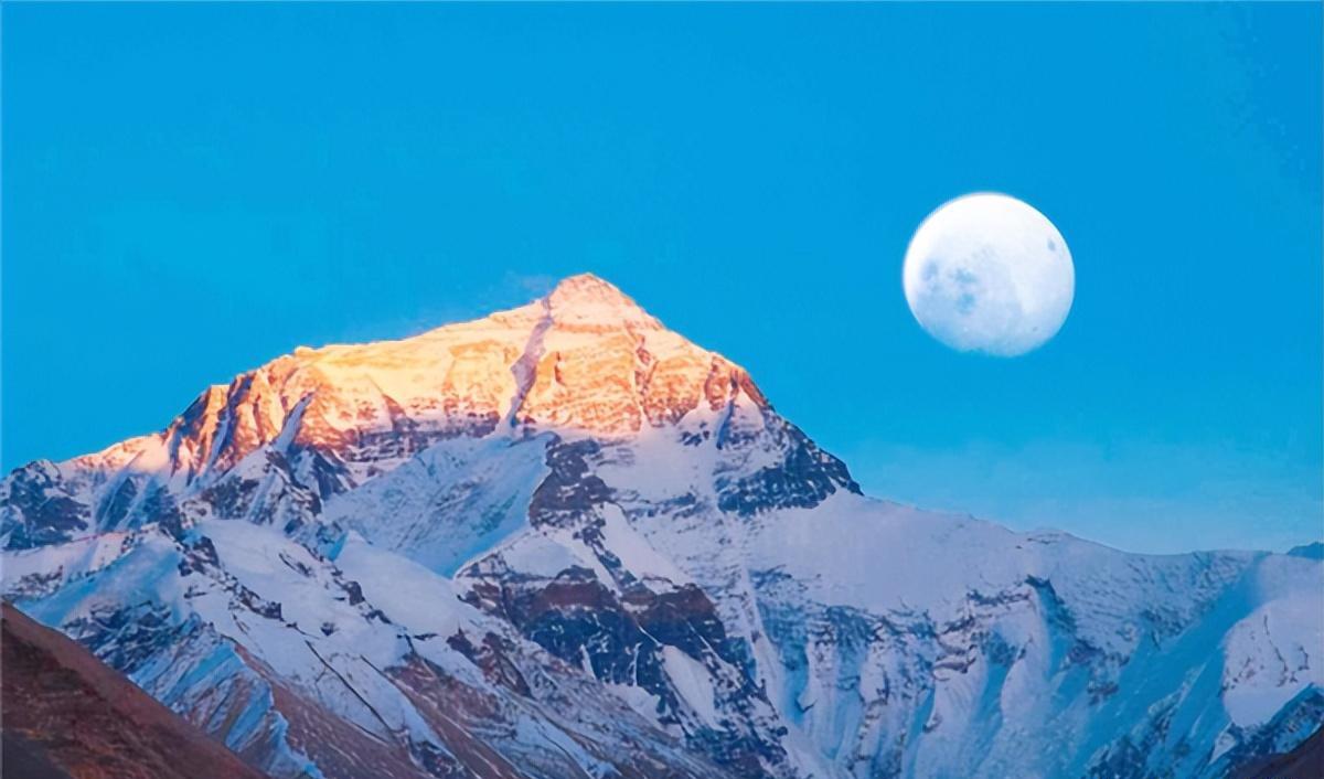 珠穆朗玛峰|珠穆朗玛峰横跨两国，一半在中国，一半在尼泊尔，为何属于我国？