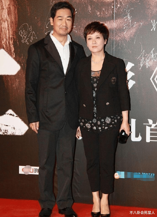 宋佳|60+女星走红毯：穿西装、性感深V，比年轻女星更“大胆”