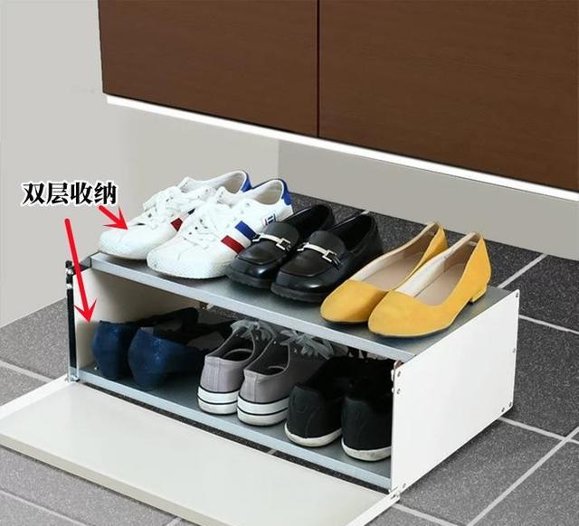 咋就这么聪明!鞋柜底部留空20公分,藏排抽拉板,放鞋正正好