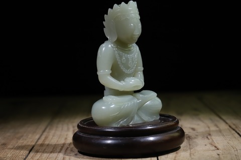 粉彩|舊藏和田玉“菩萨”座像