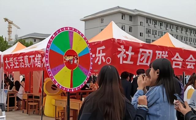 学姐总结大学社团的规律，团费贵不代表“含金量高”，新生要筛选