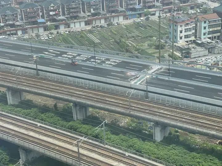 “买了新房,却不敢和老婆说这事!”业主群刷屏