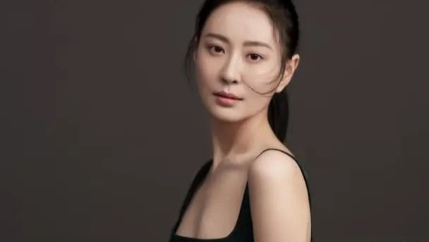 伪装者|还记得7年前《伪装者》吗？如今女主无人识，几个女配却红得发紫